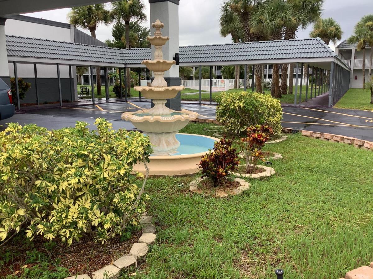 Heritage Park Inn Kissimmee Buitenkant foto